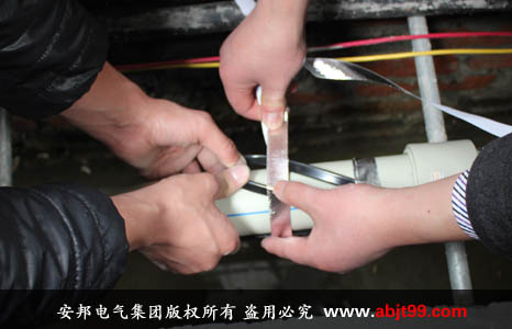 山東東營(yíng)廠區(qū)給水管道的電伴熱保溫工程(圖2)